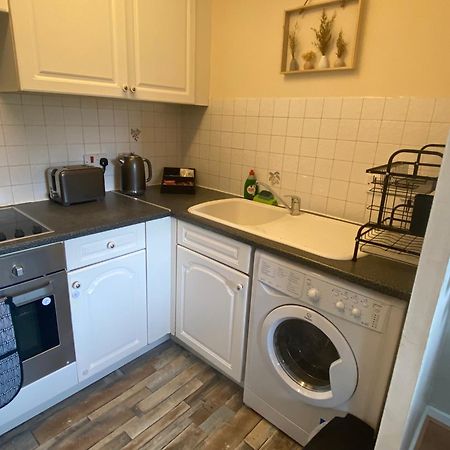 Lovely 2 Dbl Bed Apartment Near Heaton Park And North Manchester Hospital With Parking Esterno foto
